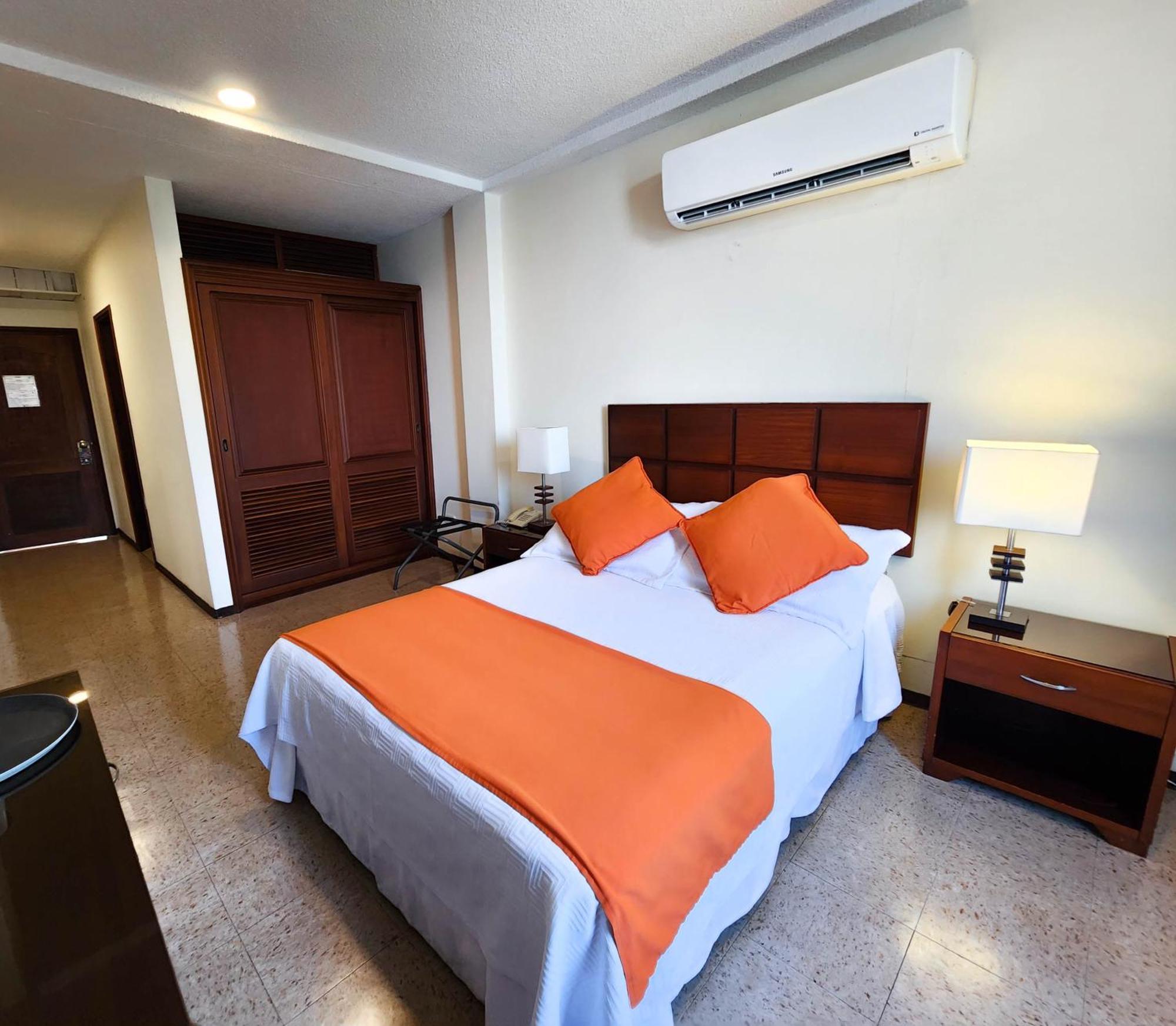 Hotel Anaconda Leticia Exterior foto